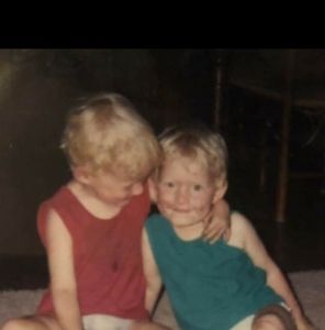 Meet your Posher, Devin